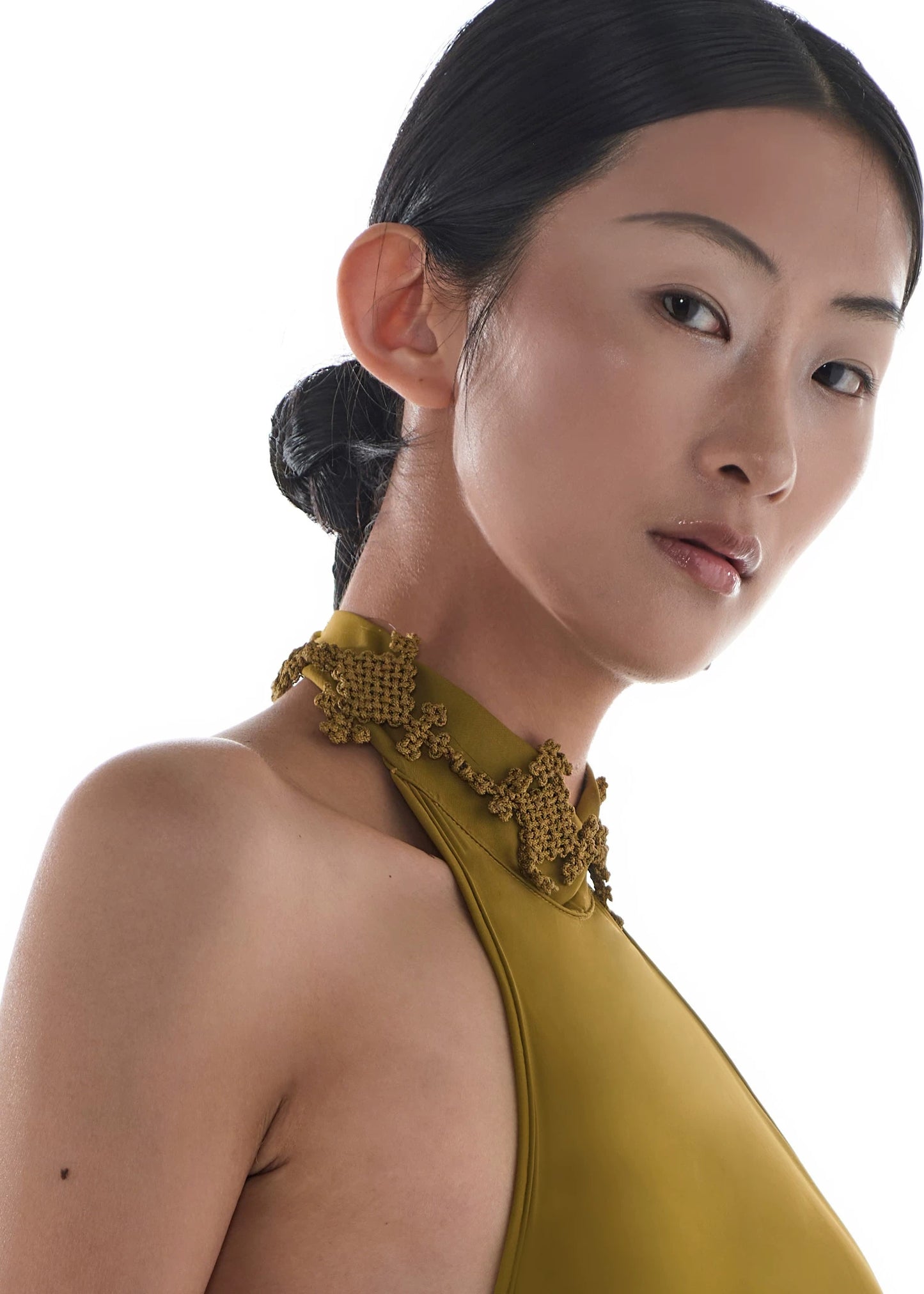 JIFF CONTOUR "Golden Jade" Hand-Knotted Xiuyan Jade Adjustable Necklace