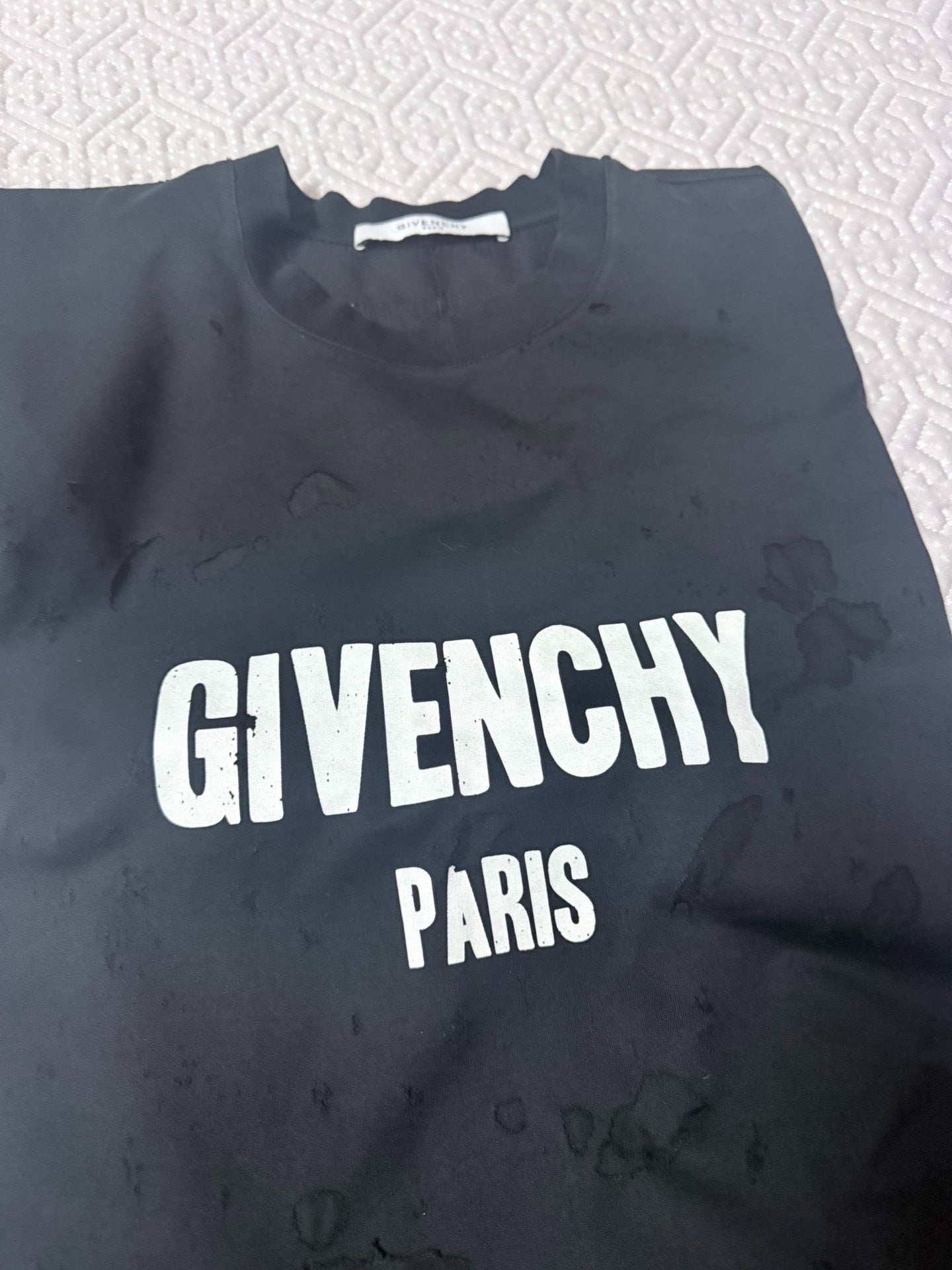 Givenchy Logo-Print Distressed Cotton T-Shirt  size S