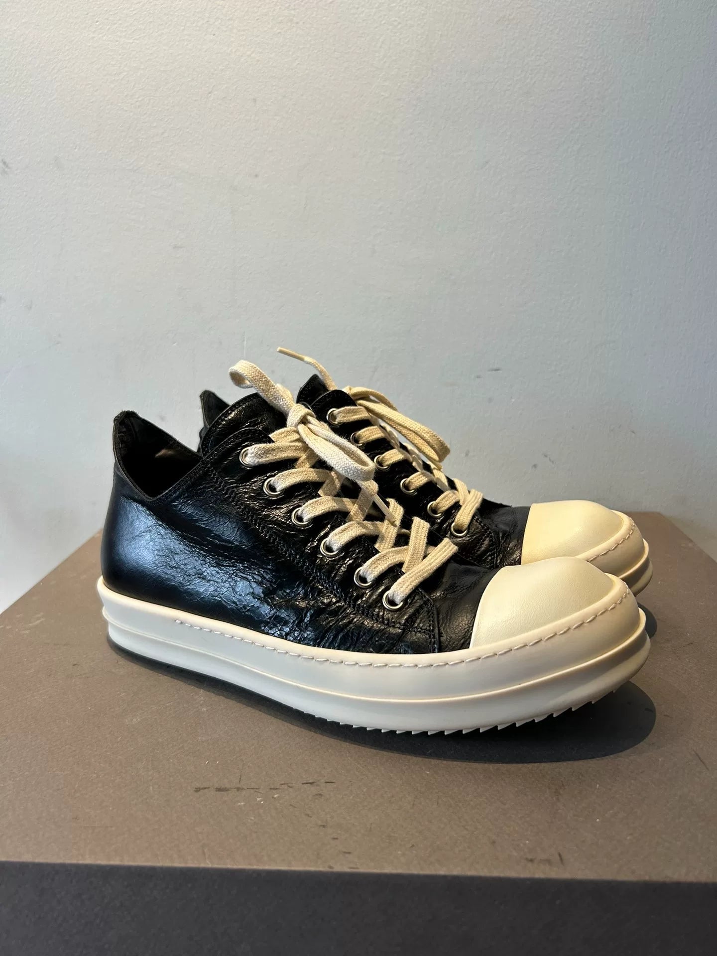 Rick Owens Mainline Leather Low-Top "Ramones" Sneakers