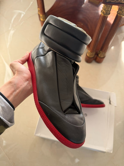 Maison Margiela "Future" High-Top Sneakers  size 42/US 9  Black/Red