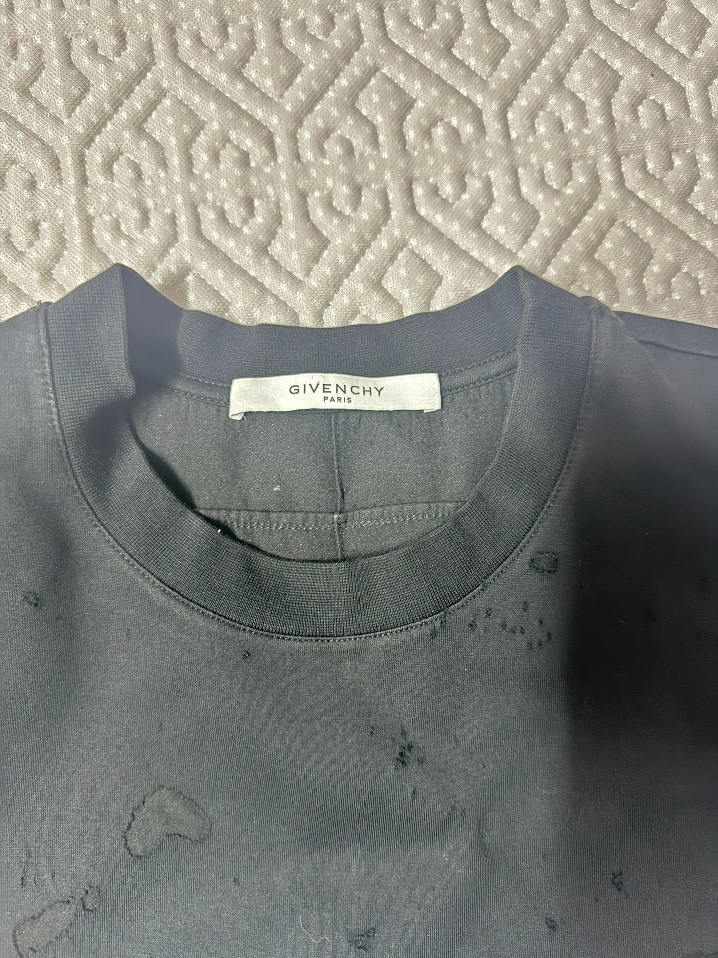 Givenchy Logo-Print Distressed Cotton T-Shirt  size S