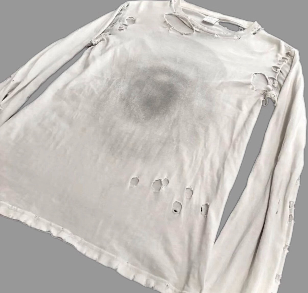 Number (N)ine Distressed Long-Sleeve Tee