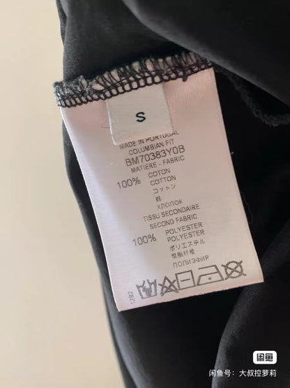 Givenchy Logo-Print Distressed Cotton T-Shirt  size S