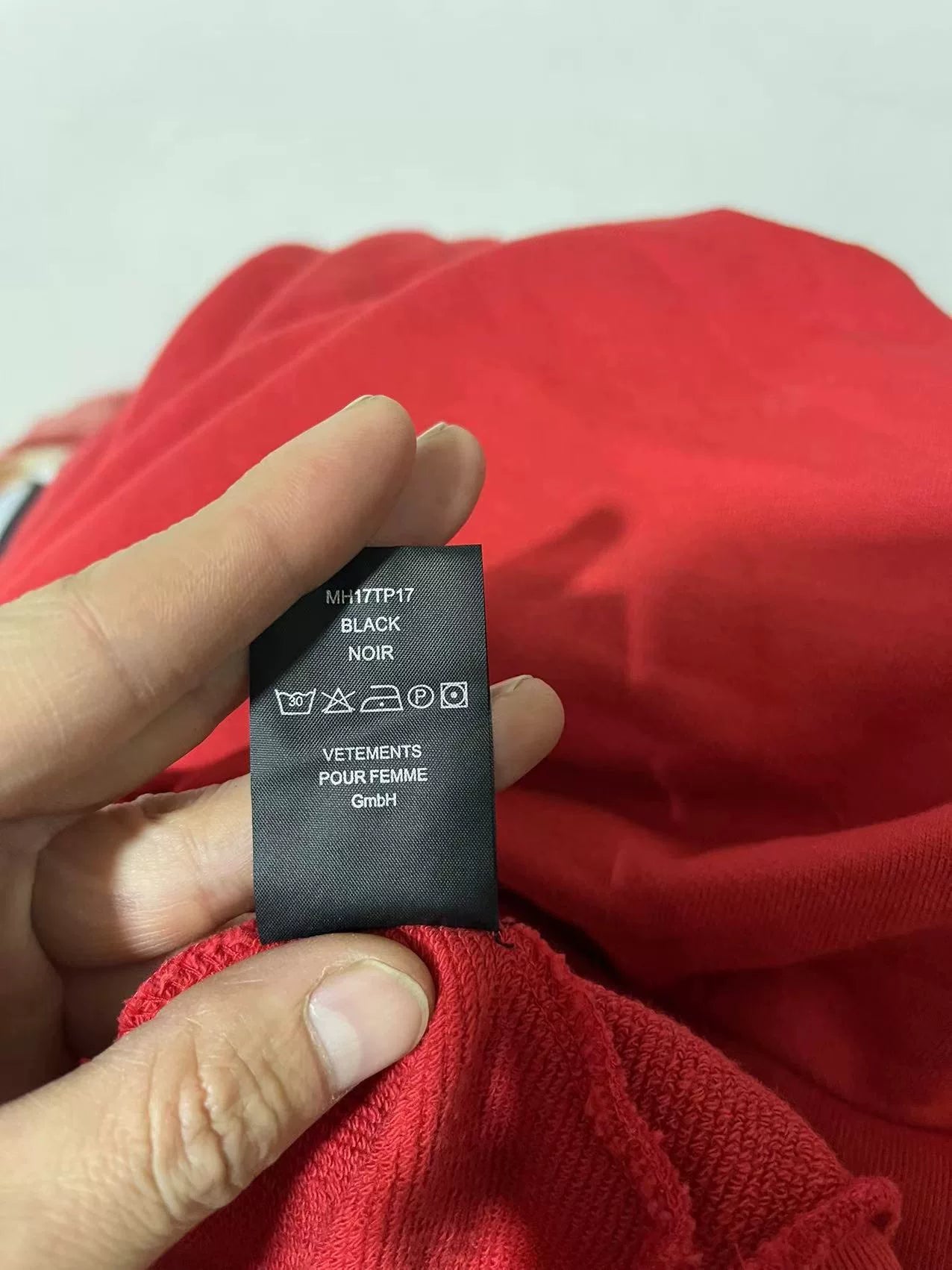 Vetements FW17 SV Moscow Oversized USSR Hoodie (1/50)
